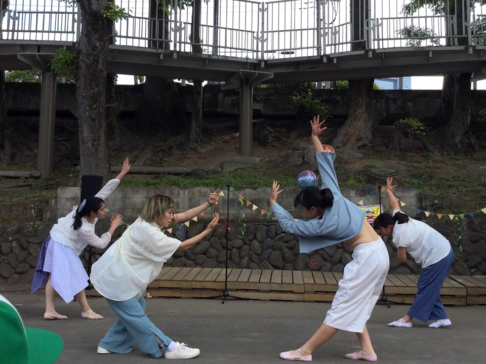 Rあとりえパフォーマンスinるなぱあく